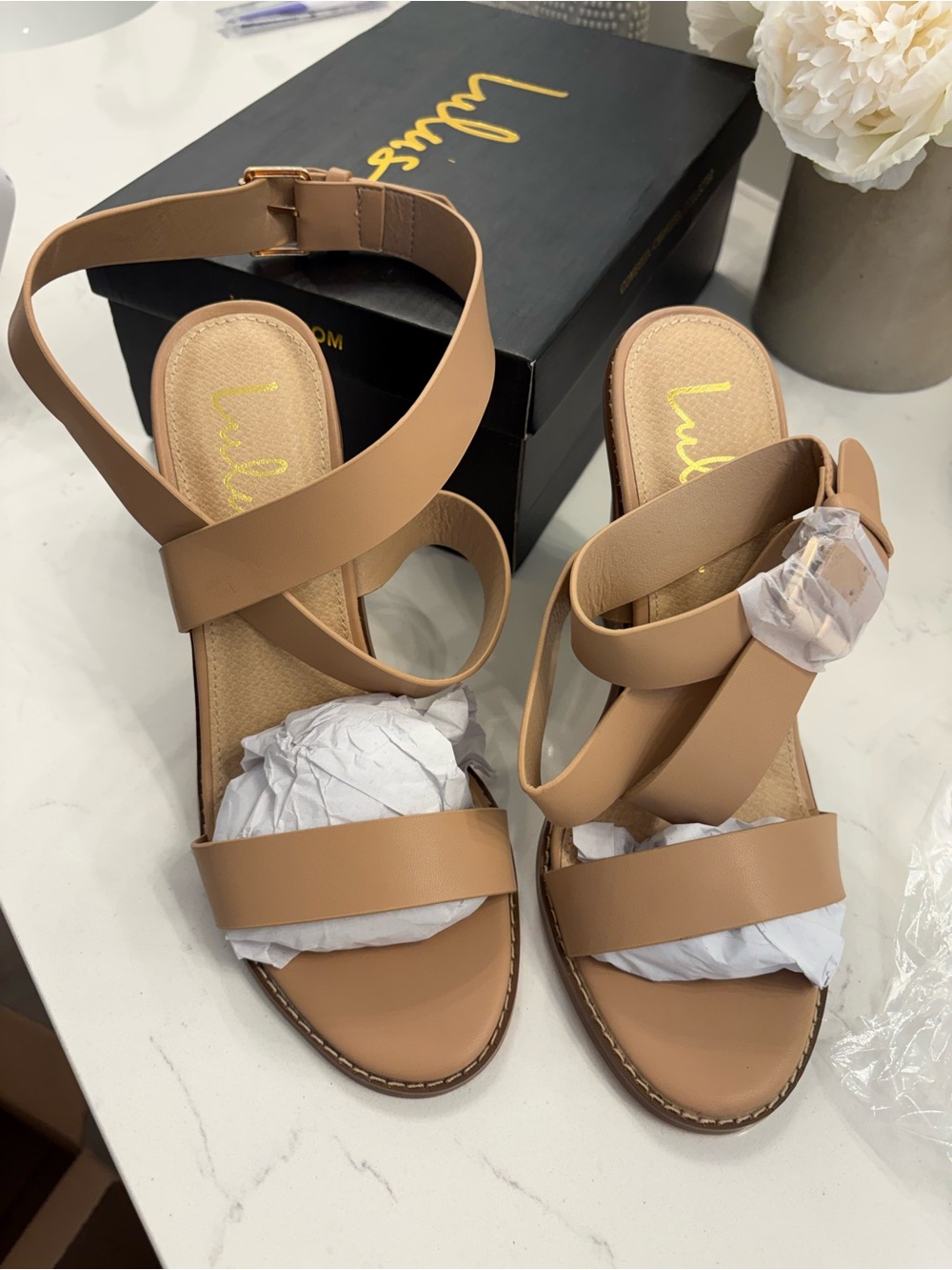 NWT Lulu's Tan Strappy Heels with Gold Hardware Size 7.5